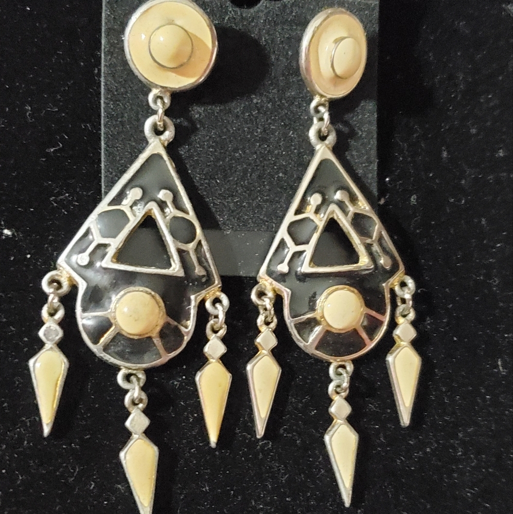 Elegant Vintage Silver and Cream Geometric Earrings